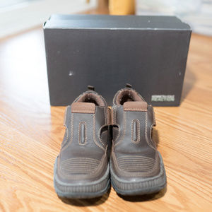 Kenneth Cole Reaction Brown Slip-On Boy Sz 2 Youth